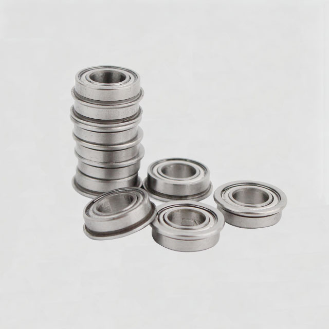 Metric flange with dust cover